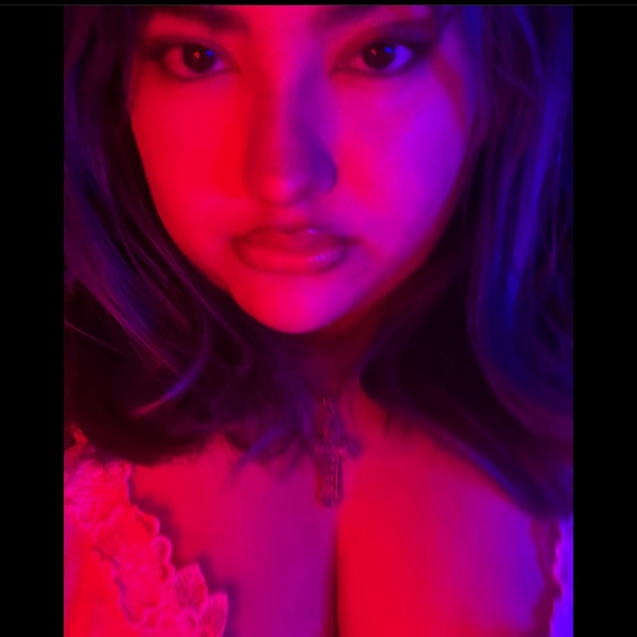 Meet your Posher, Victoria or tori :) <3 - Picture 7 of 14